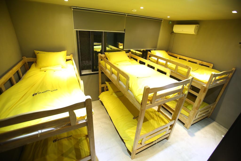 24 Guesthouse Garosugil - Gangnam Szöul Szoba fotó