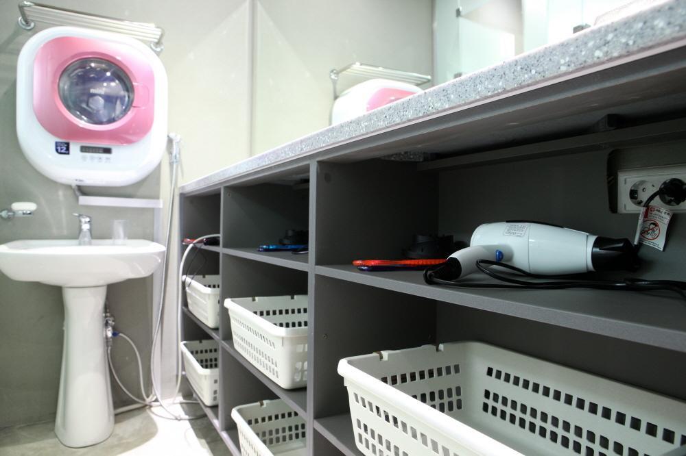 24 Guesthouse Garosugil - Gangnam Szöul Szoba fotó